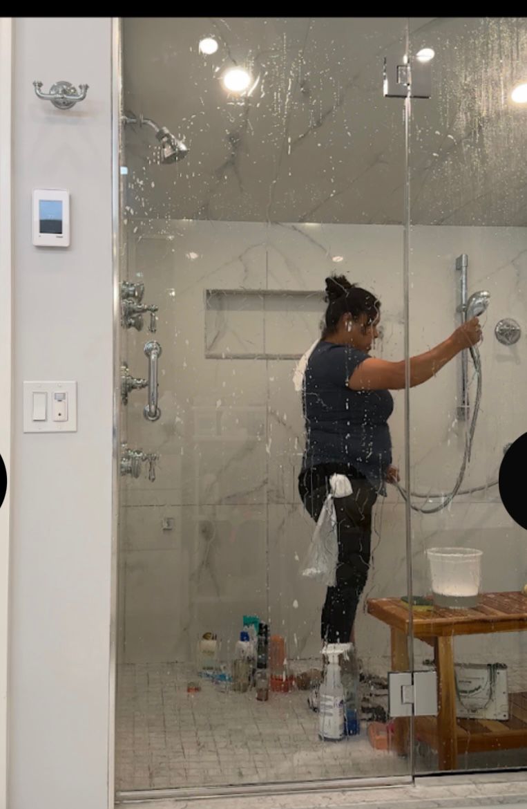 Glass shower cleaning
